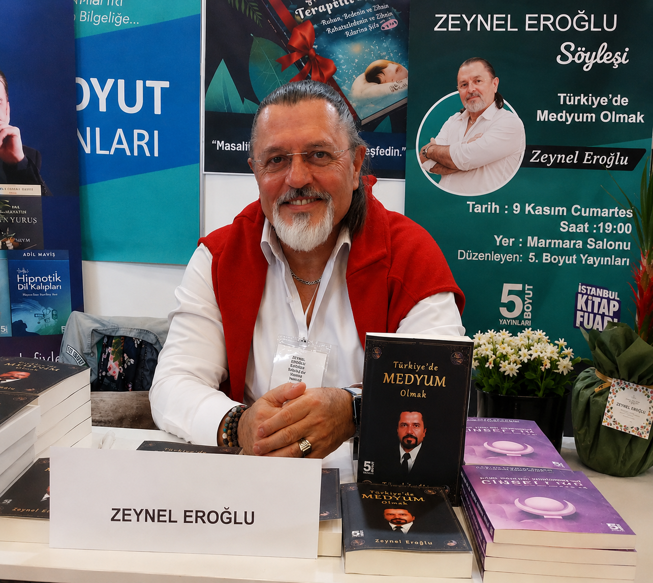 Zeynel Eroğlu | Araştırmacı Yazar ve Kültürel İncelemeler 1 Kitap Imza Gununde