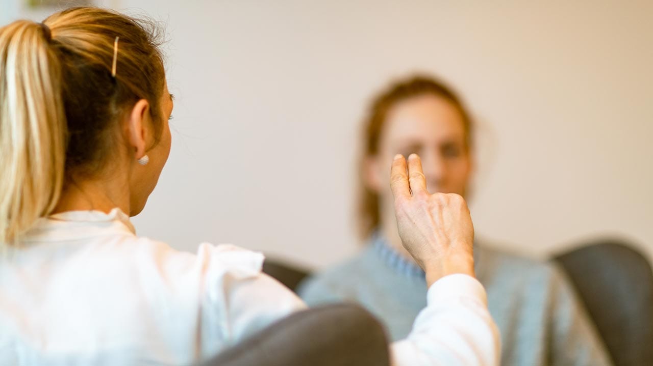 EMDR terapisi sırasında beynin iki yarımküresini birleştiren nöral süreç
